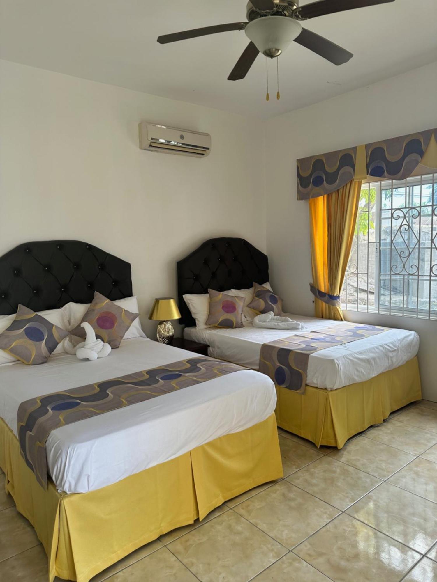Ocean Sight Villa مونتيغو باي المظهر الخارجي الصورة